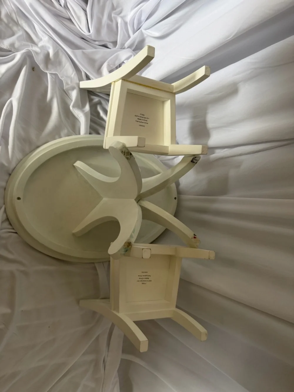 American Girl The Dining Table and Chairs I with chair covers - Picture 7 of 15